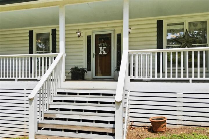 Property Photo:  4055 Knox Bridge Highway  GA 30114 