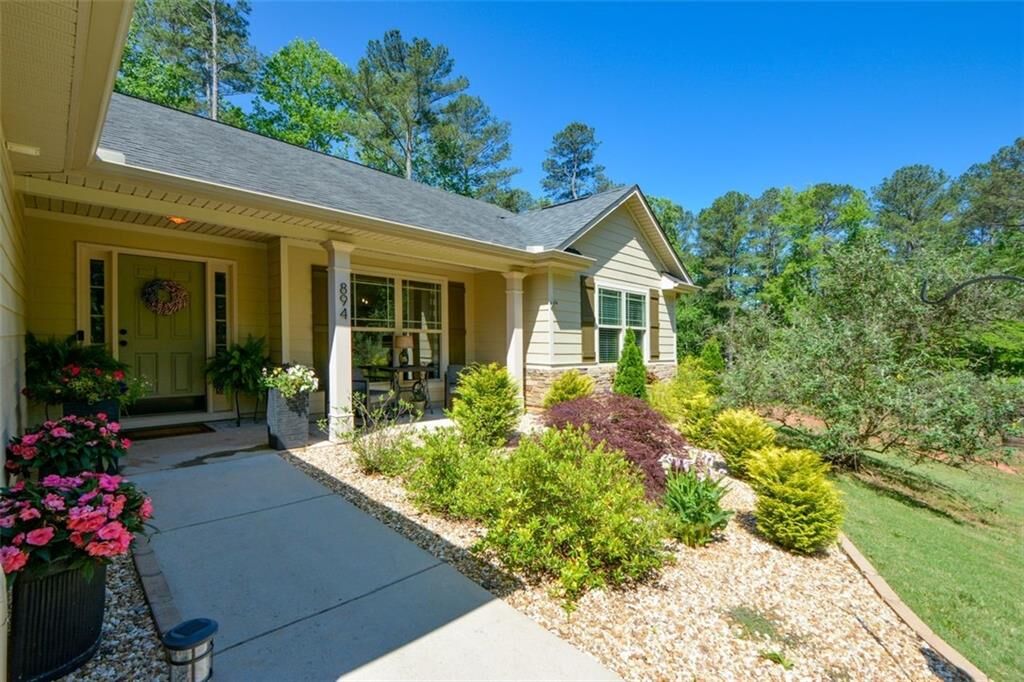 Property Photo:  894 Happy Valley Circle  GA 30263 