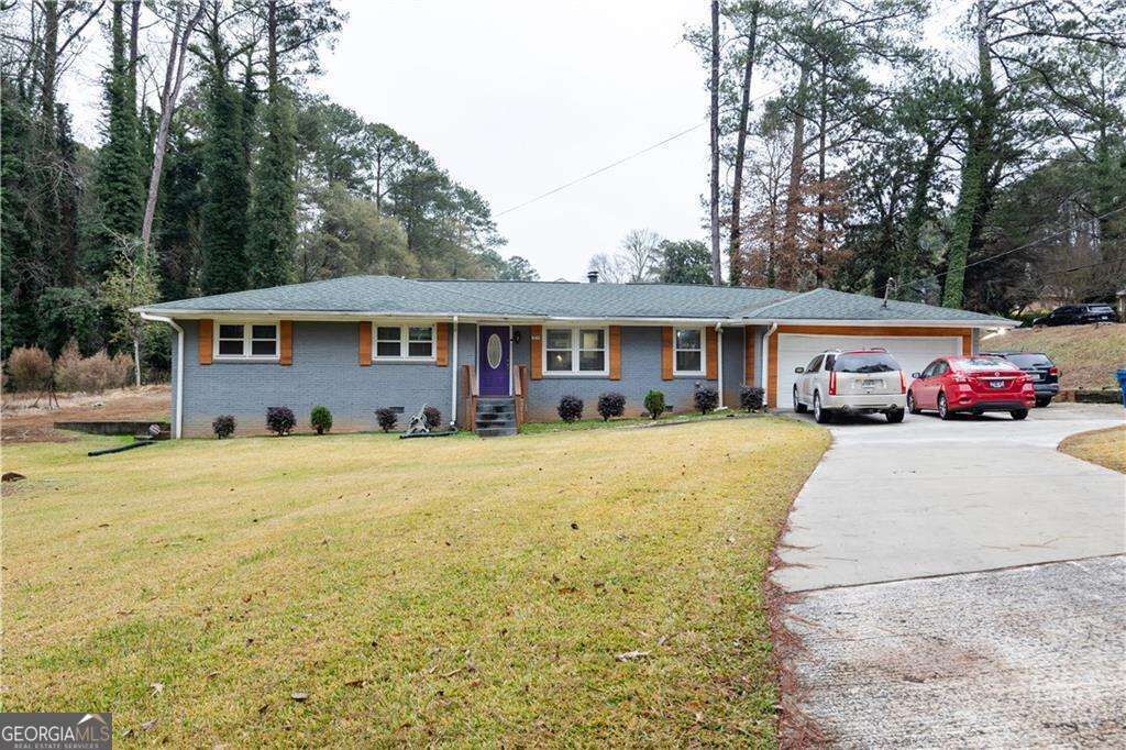 Property Photo:  974 Laurelmont Drive SW  GA 30311 