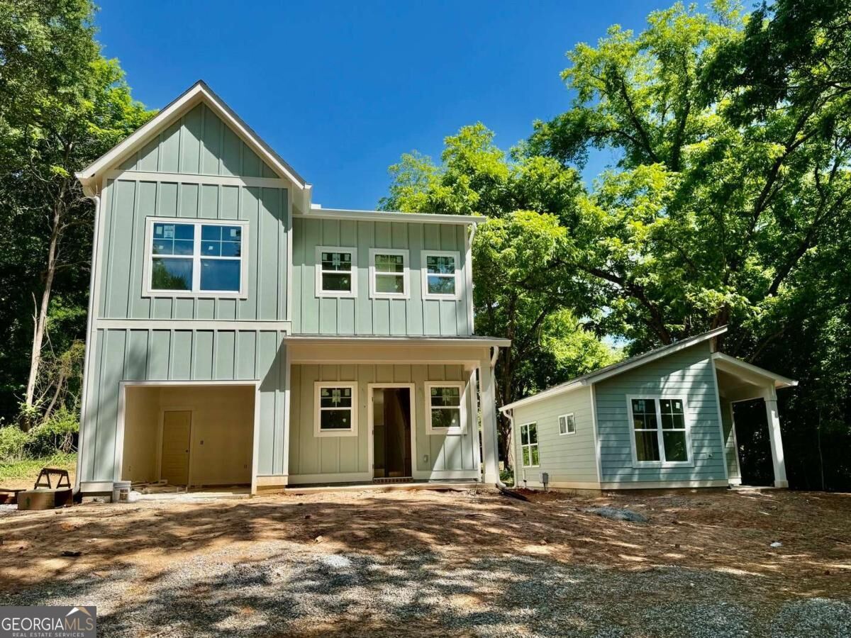Property Photo: 136 Peter Street GA 30601