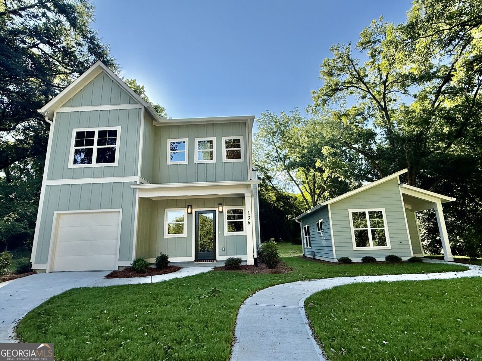 Property Photo: 136 Peter Street GA 30601