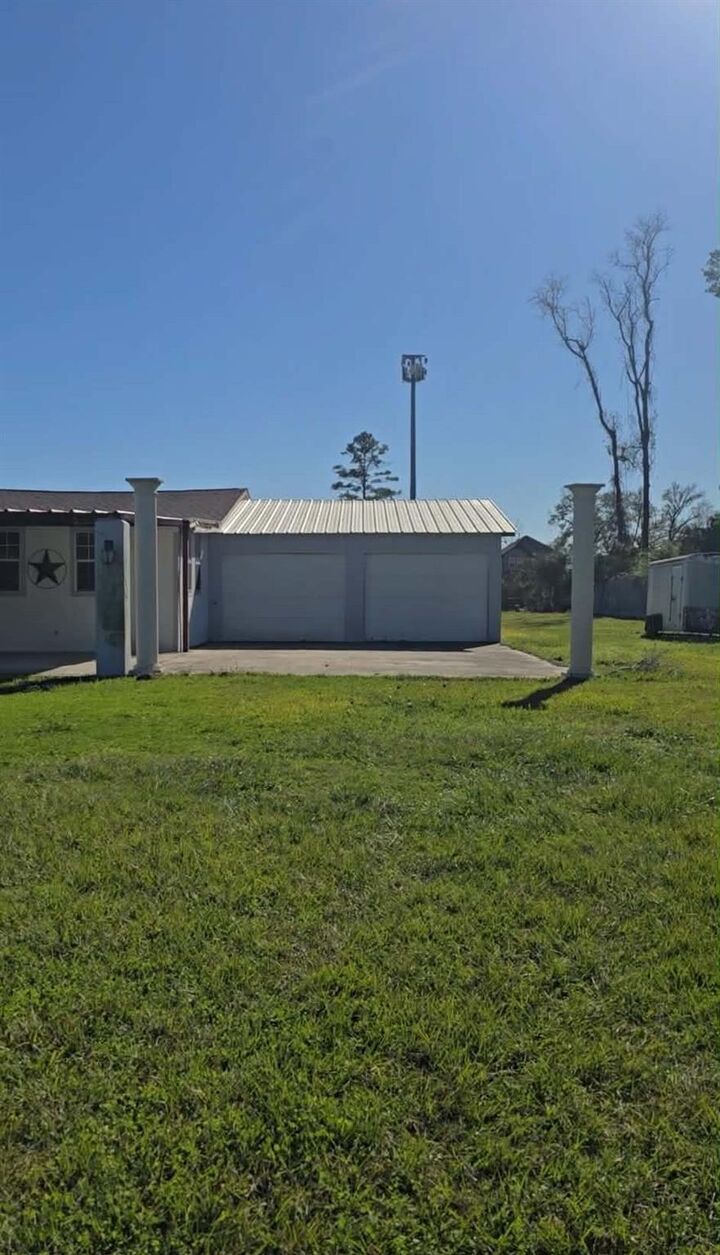 Property Photo: 6414 Maple Drive TX 77338
