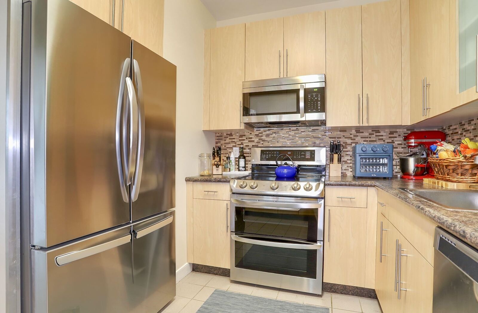 Property Photo:  1500 Washington St 4B  NJ 07030 