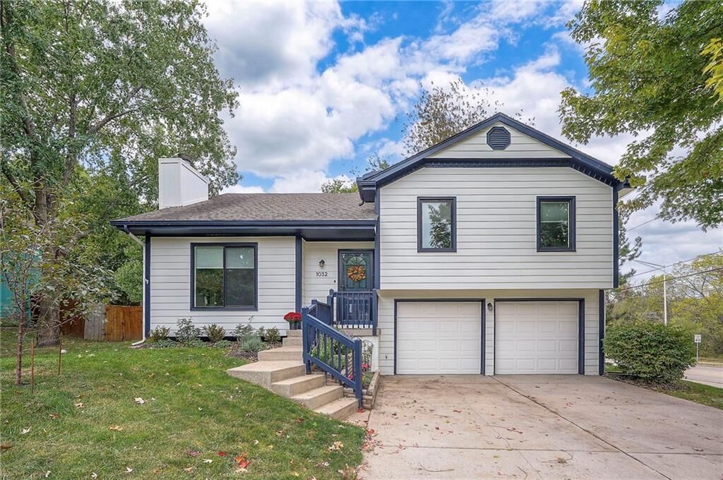 Property Photo:  1032 NE Bristol Drive  MO 64086 