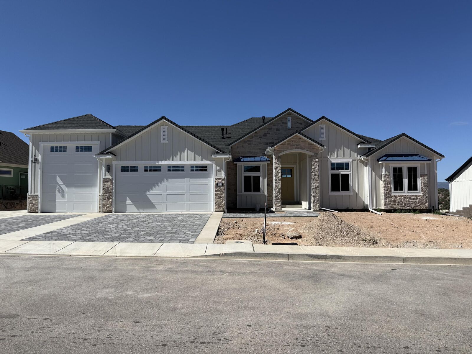 Property Photo: 2411 W Portal Hill Rd UT 84720
