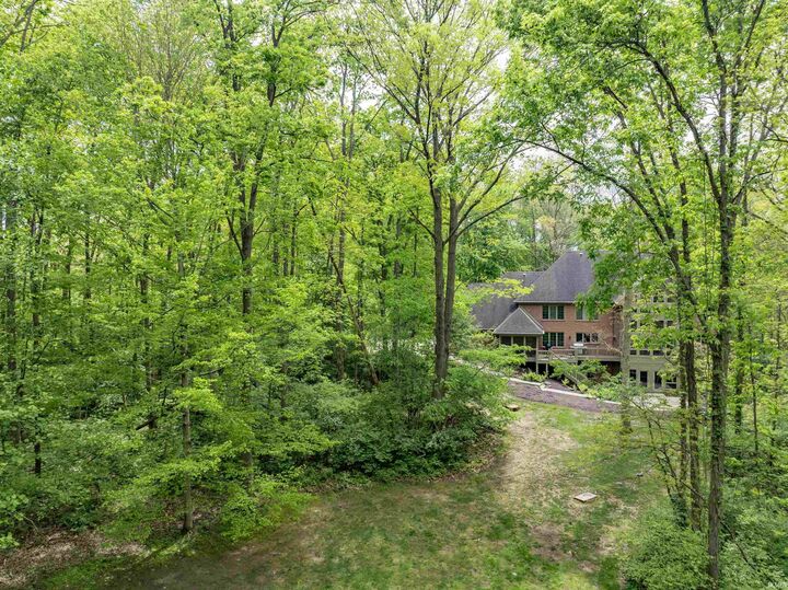 Property Photo:  7811 Glacier Creek Dr 92 Drive  IN 46783-9200 