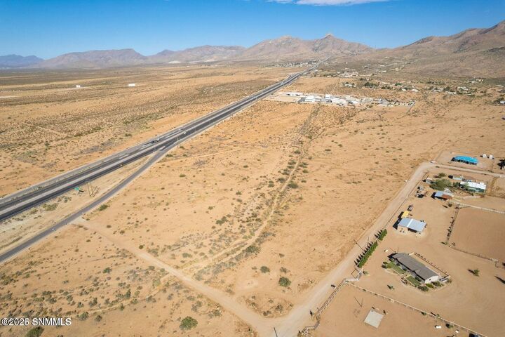 Property Photo:  4404 Echidna Avenue  NM 88011 