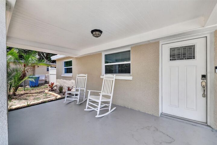 Property Photo:  8149 Portulaca Avenue  FL 33777 