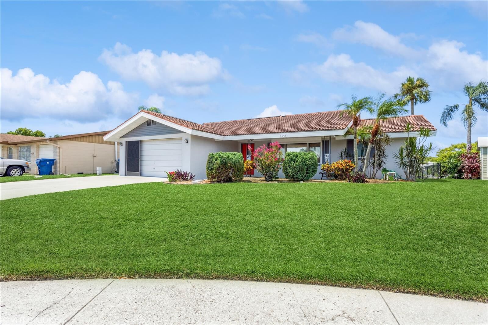 Property Photo: 4145 Star Island Drive FL 34691