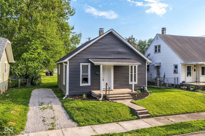 Property Photo:  1525 W 5th Street  IN 46016 