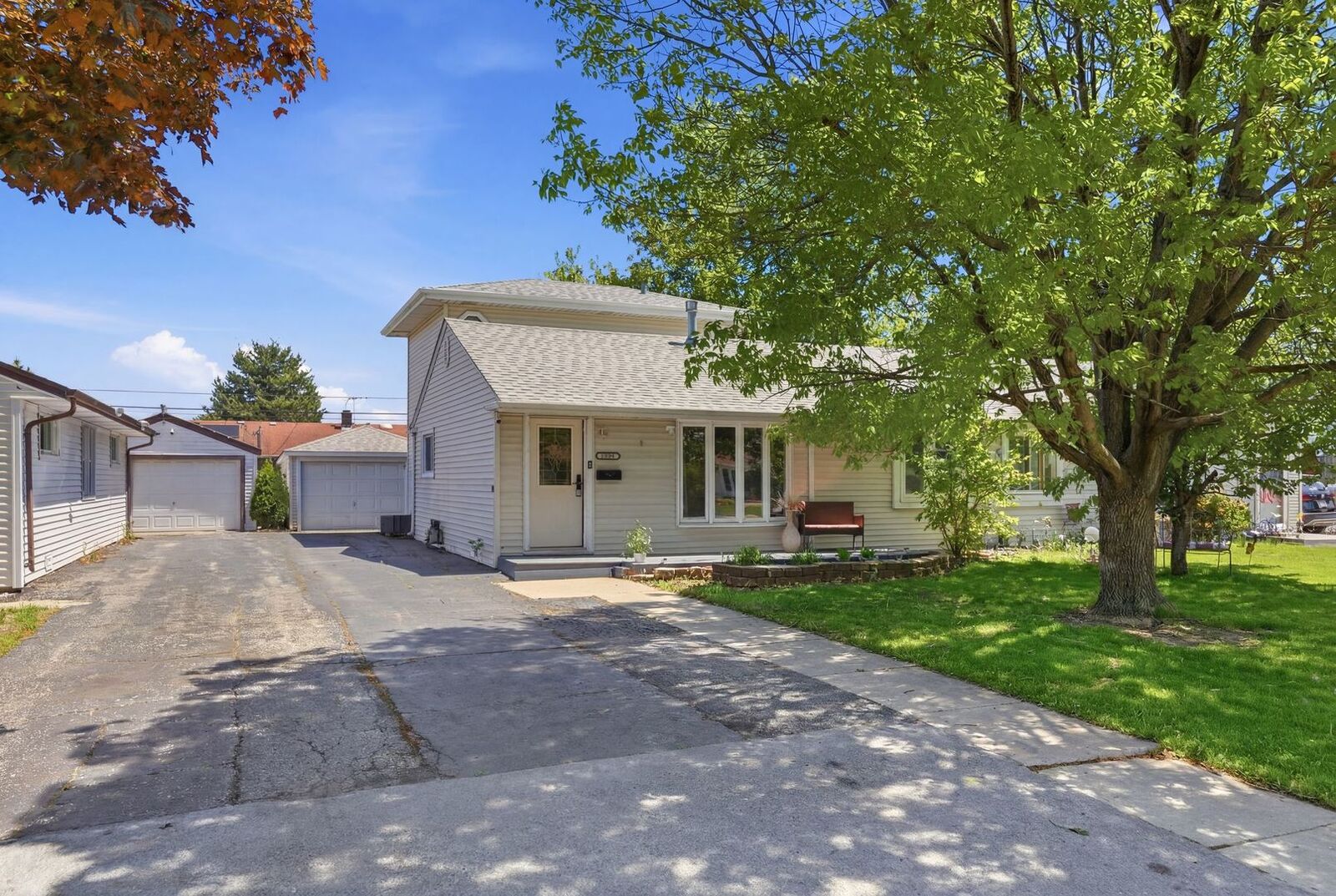 Property Photo:  8753 S Kostner Avenue  IL 60456 