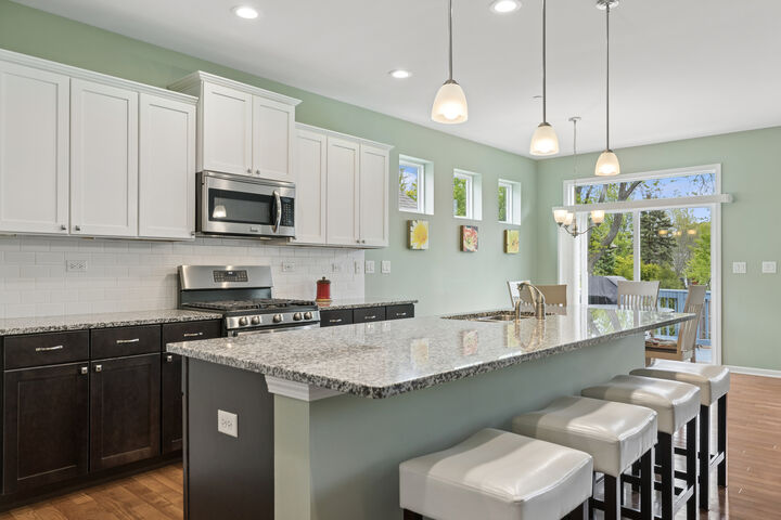 Property Photo:  6275 Doral Drive  IL 60031 