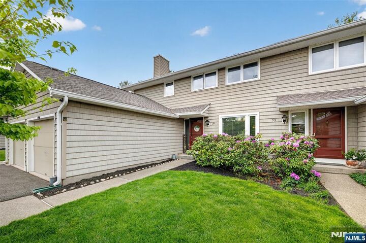 Property Photo:  51 Sunset Court 51  NJ 07430 