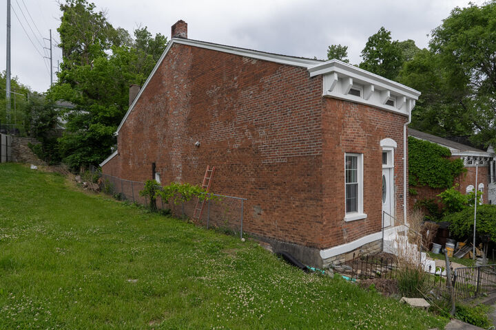 Property Photo:  728 W 9th Street  KY 41011 