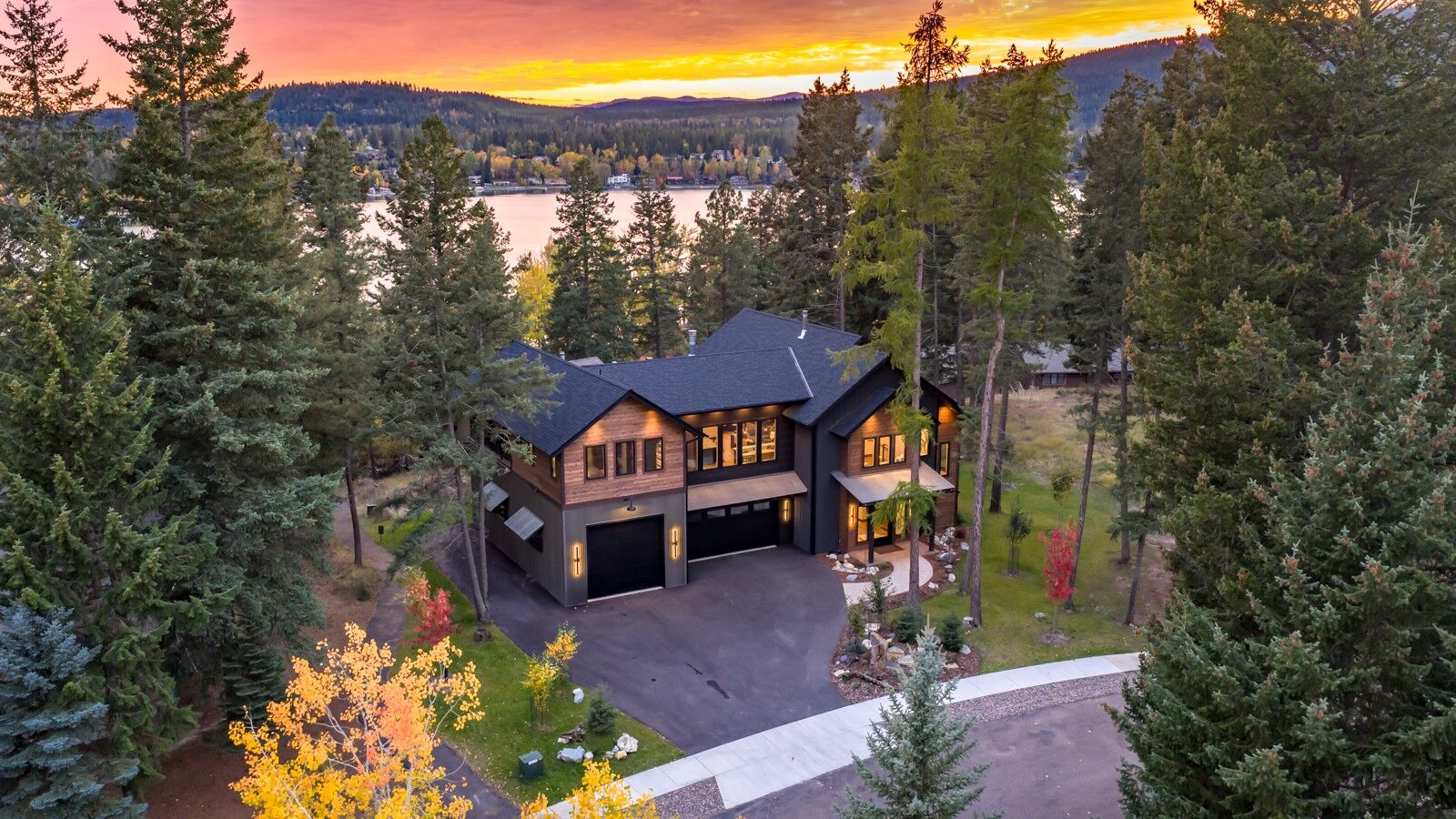 Property Photo:  17 Marina Crest Lane  MT 59937 