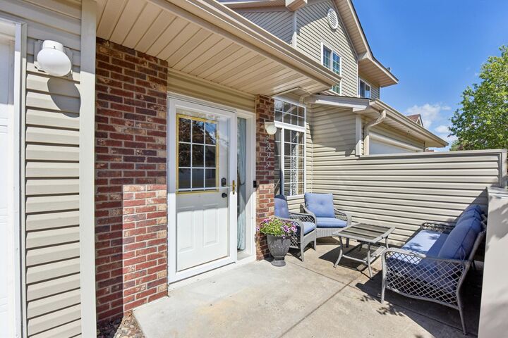 Property Photo:  2335 Oakridge Circle  WI 54016 