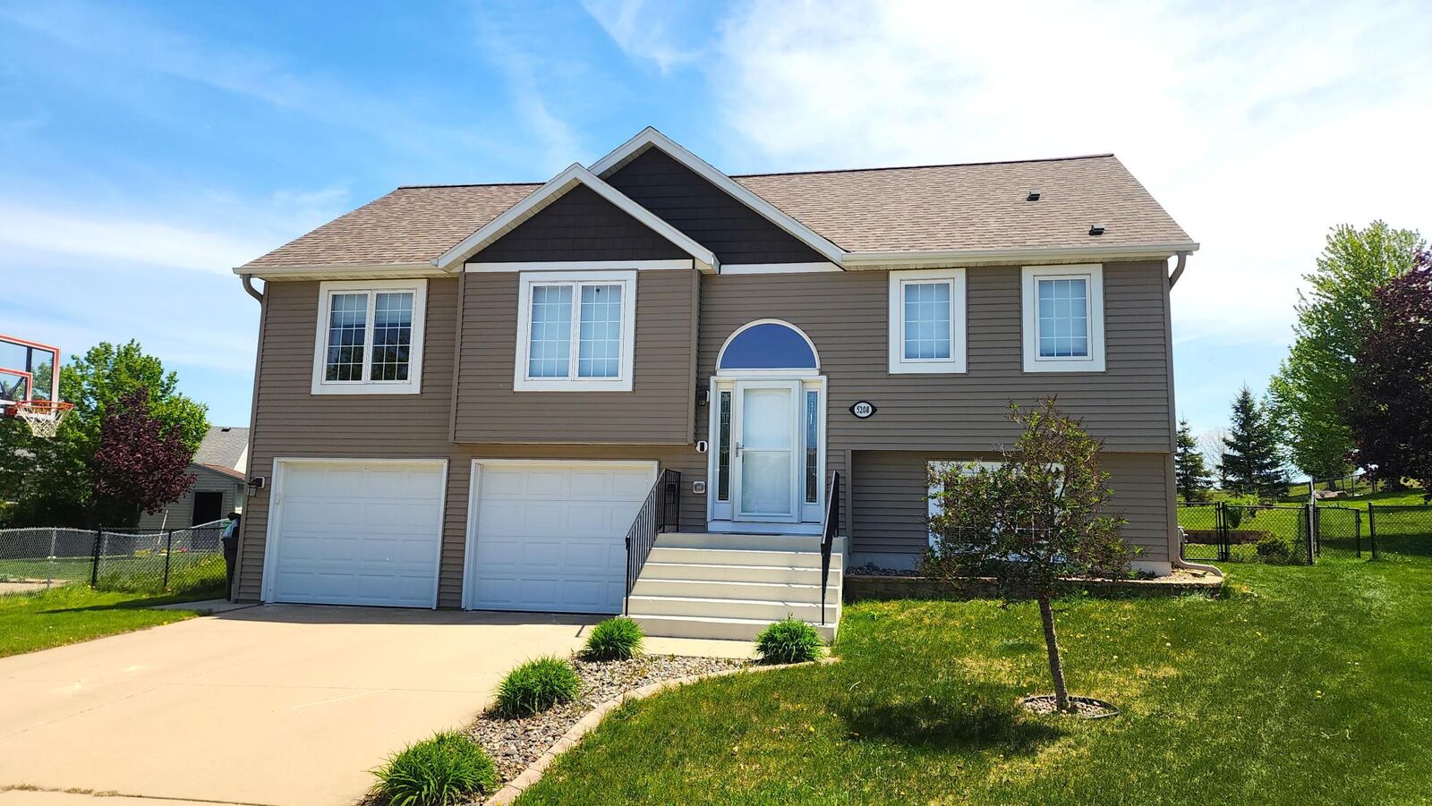 Property Photo: 5208 Pinehurst Lane NW MN 55901