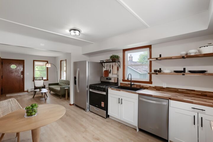 Property Photo:  519 36th Avenue NE  MN 55418 