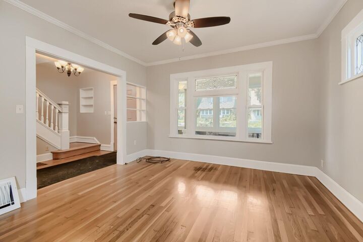 Property Photo:  822 Smith Avenue S  MN 55107 