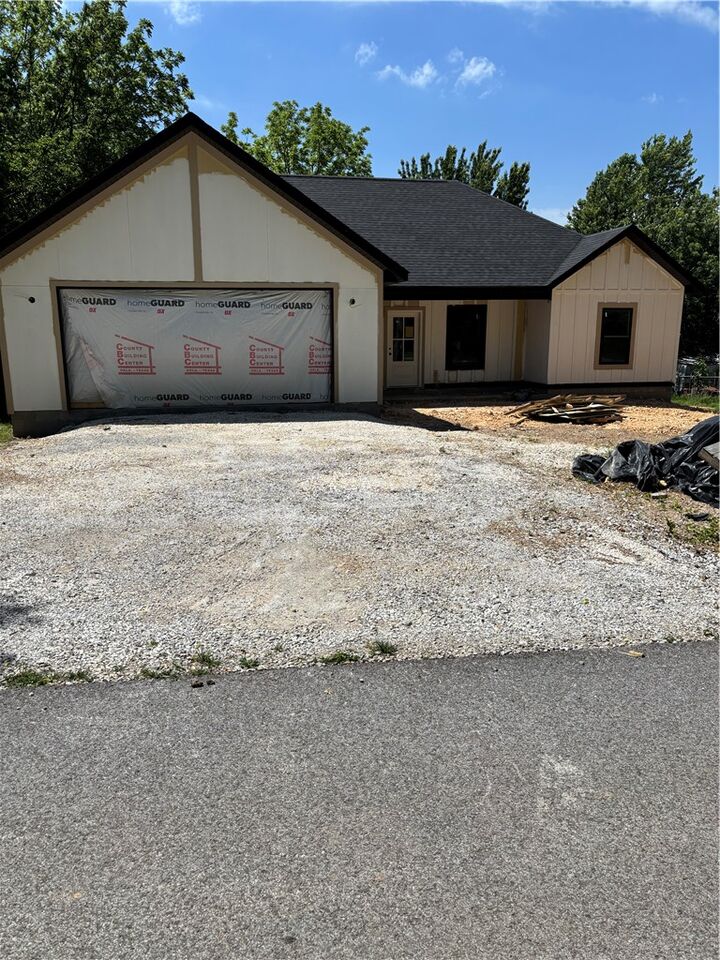 Property Photo:  308 Shady Street  AR 72744 