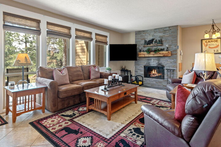 Property Photo: 18575 Century Drive 614 OR 97702