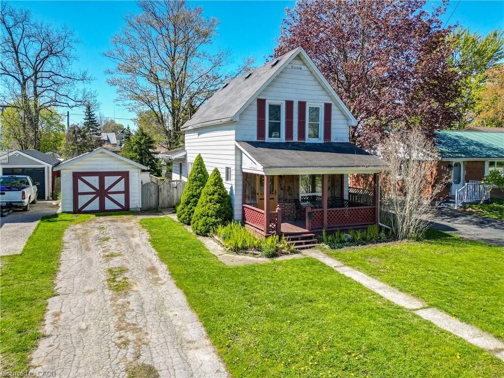Property Photo:  520 Alder Street E  ON N1A 1E6 