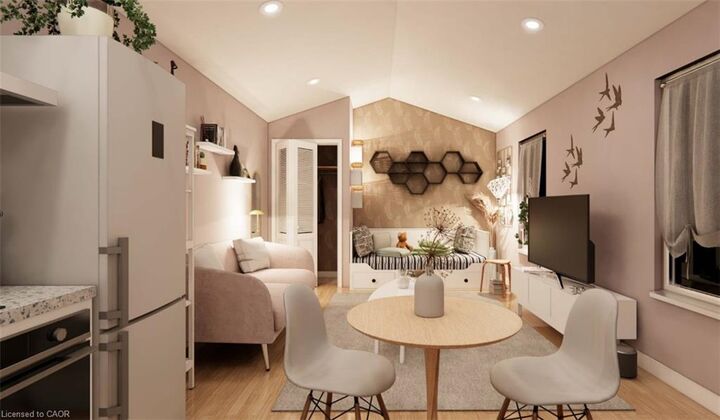 Property Photo:  67 Westmount Road E  ON N2M 4Y2 