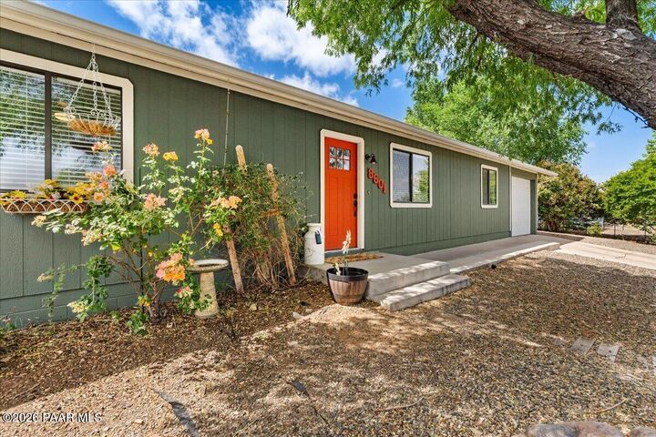 Property Photo:  8601 E Crater Court  AZ 86314 