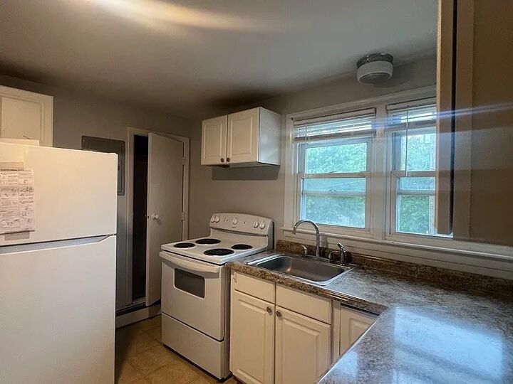 Property Photo:  24 Concord 10  MA 01721 
