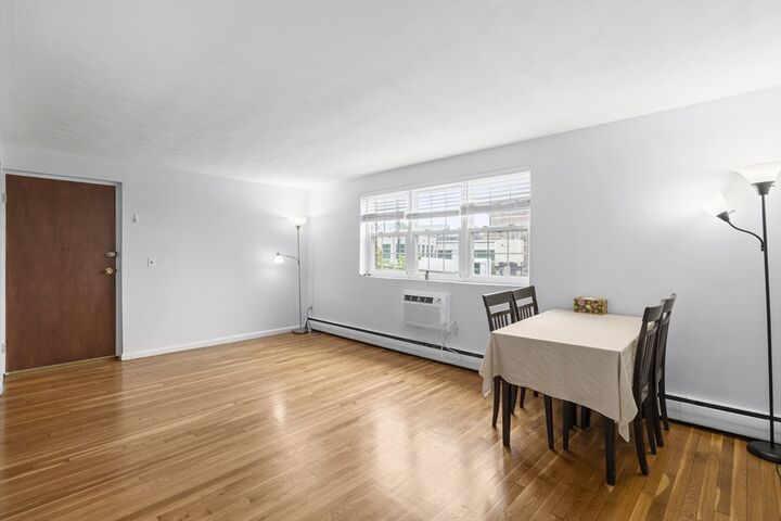 Property Photo:  59 Bynner St 5  MA 02130 