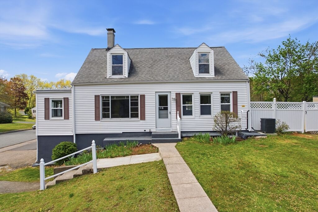 Property Photo:  304 High St  MA 02368 