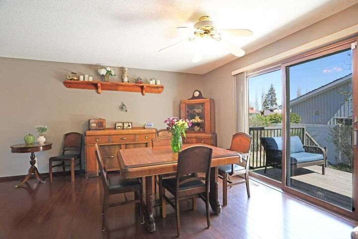 Photo de la propriété:  160 Ingram Park Drive  AB T1R 0L1 