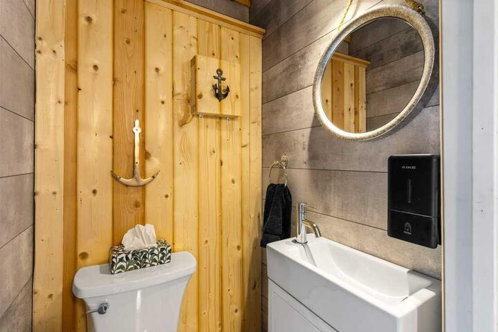 Property Photo: 1651 Lakeview Lane AB T0G 1K0