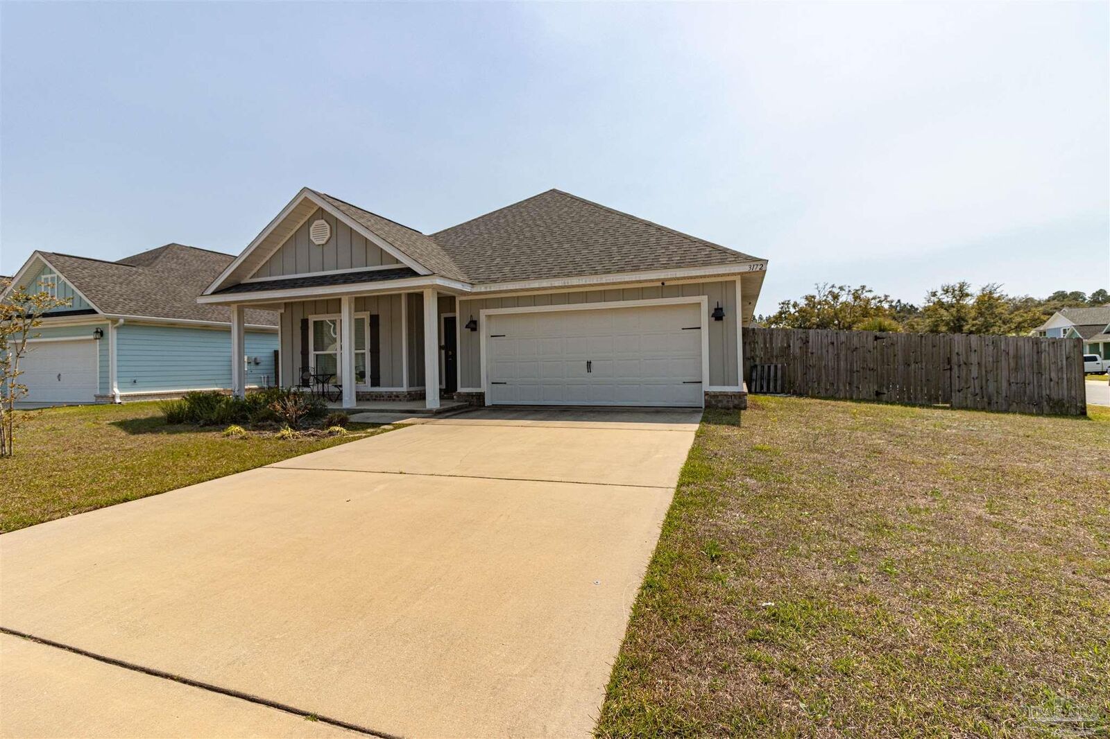 Property Photo:  3172 Heritage Oaks Cir  FL 32566 