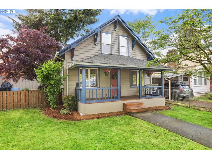 Property Photo: 3310 O St WA 98663