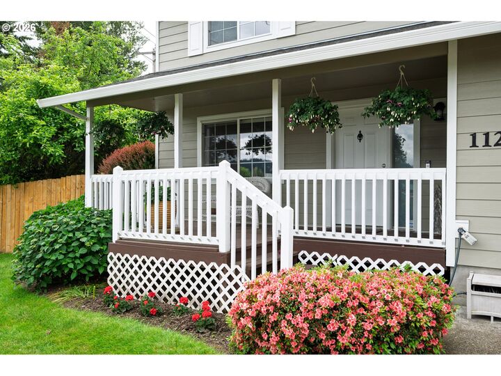 Property Photo:  11240 SE Cranberry Loop  OR 97015 