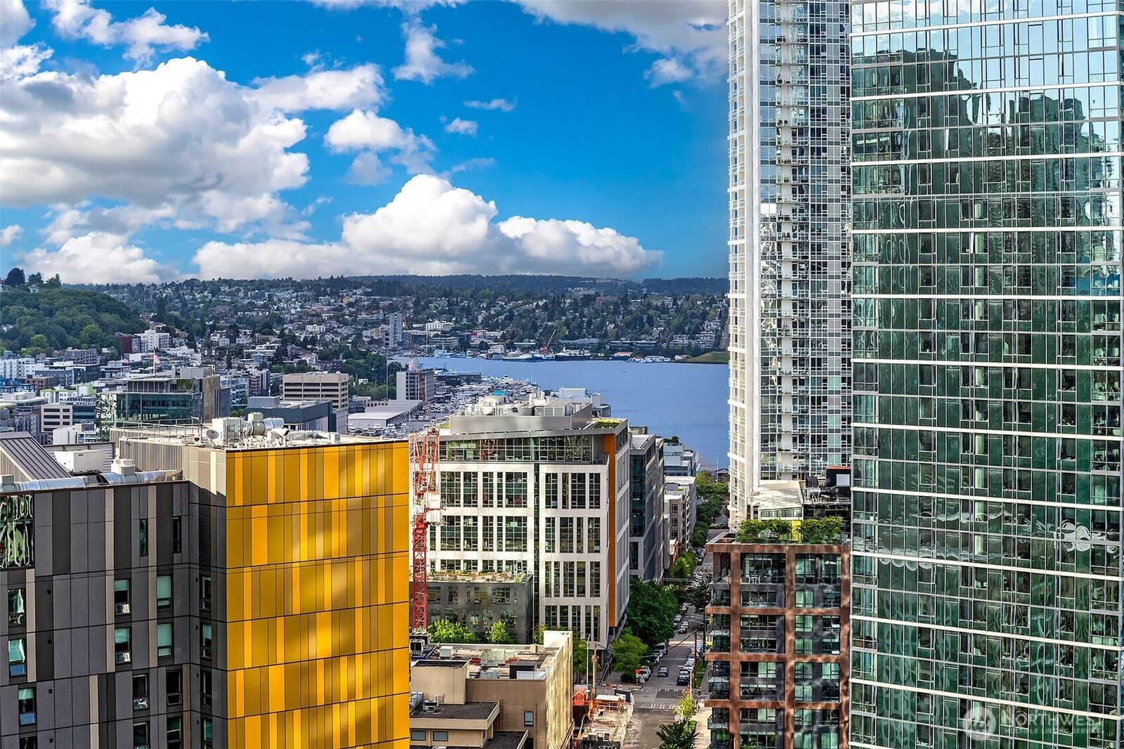 Property Photo:  819  Virginia Street 2902  WA 98101 