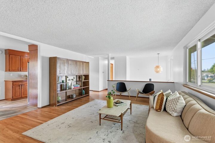 Property Photo:  14804  12th Avenue SW  WA 98166 