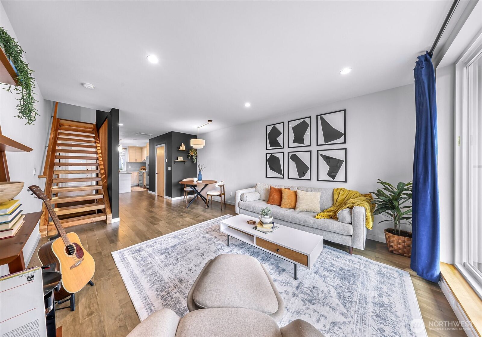 Property Photo:  2265  14th Avenue W  WA 98119 
