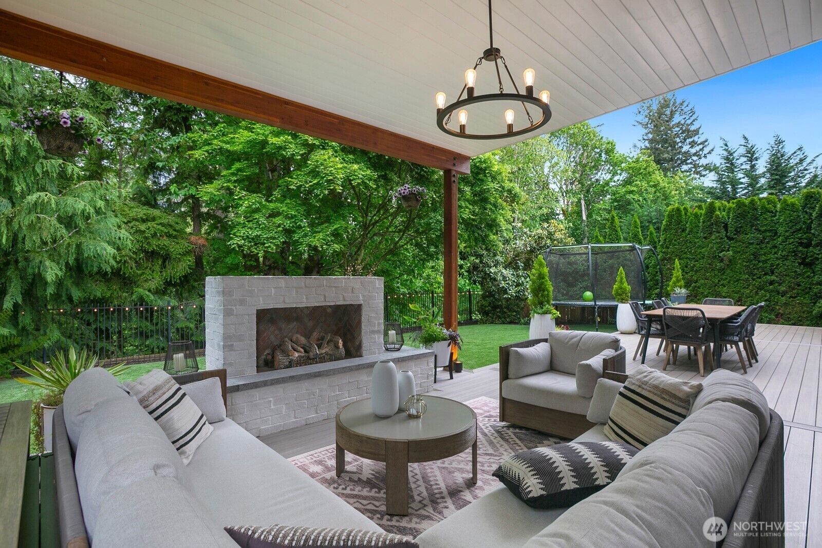 Property Photo:  808  275th Place SE  WA 98075 