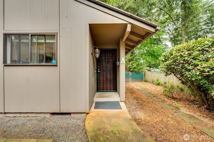 Property Photo:  8109 NE 14th Street A  WA 98664 