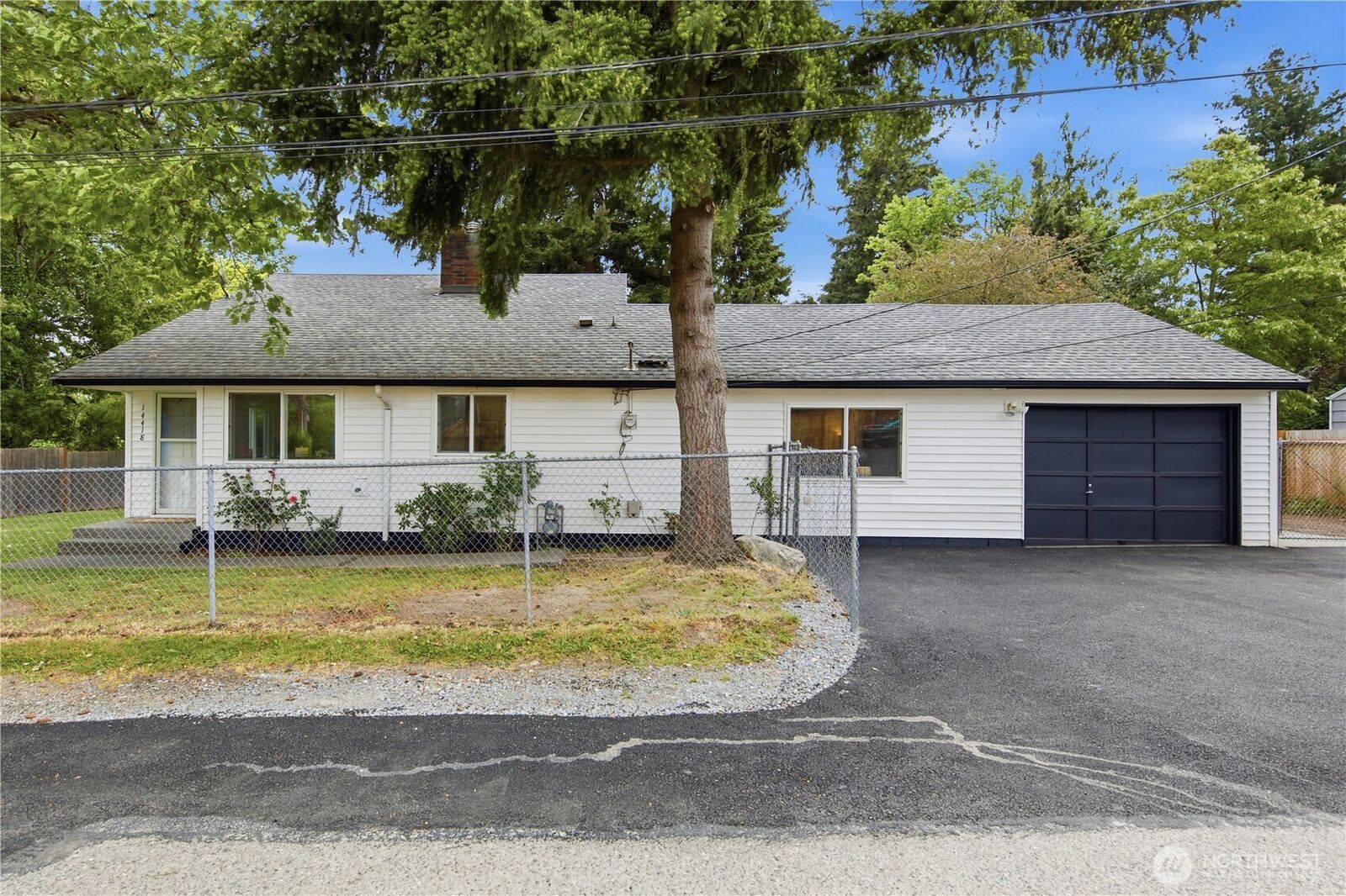Property Photo:  14418  26th Court S  WA 98168 