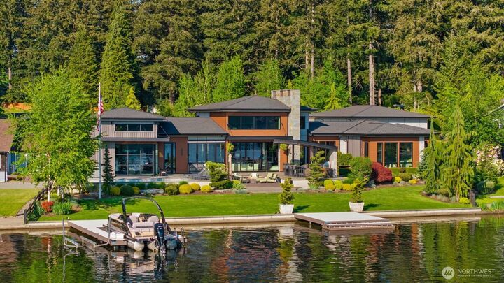 Property Photo:  29215  232nd Avenue SE  WA 98010 