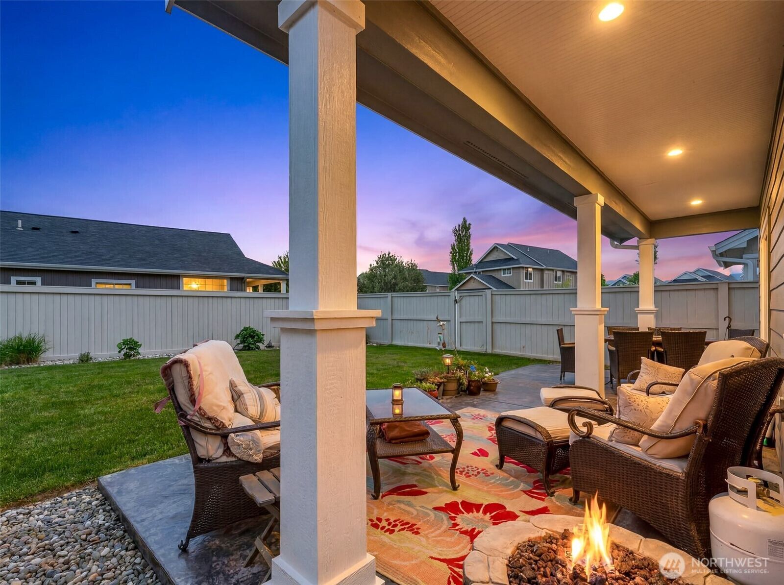 Property Photo:  2452 NW Columbia Avenue 44  WA 98802 