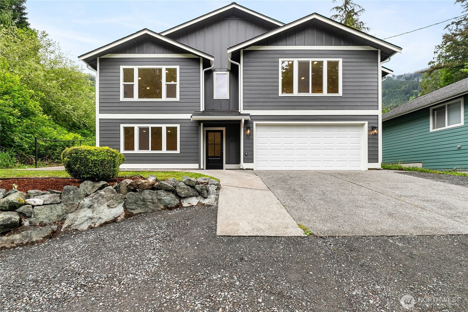 Property Photo:  521  Rainbow Drive  WA 98284 