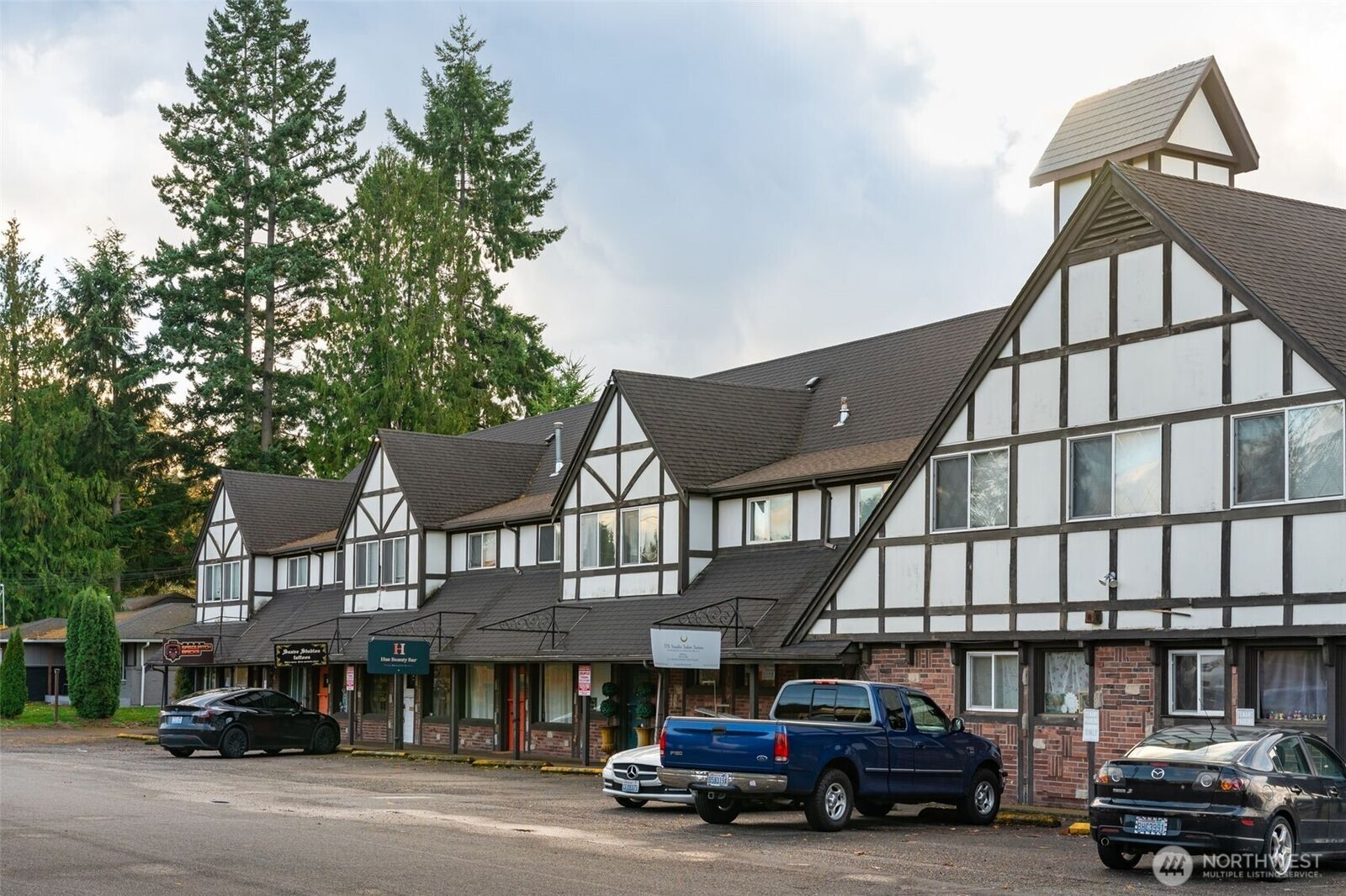 Property Photo:  7902  27th Street W  WA 98466 