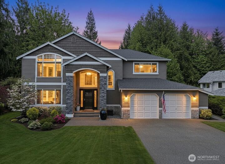 Property Photo:  1115  Hemlock Avenue SW  WA 98045 