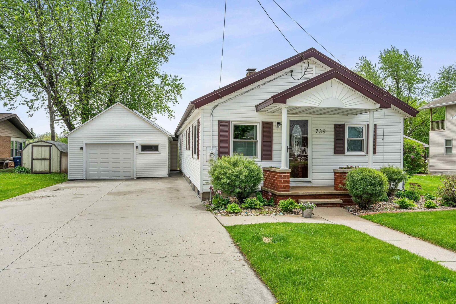 Property Photo: 739 Park Street WI 54180-1017