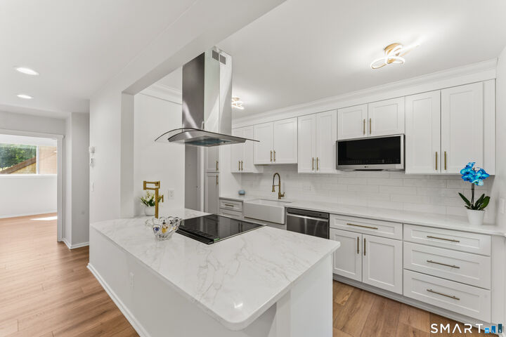 Property Photo:  69 Heritage Village D  CT 06488 