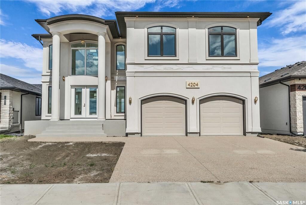 Property Photo:  4204 Elderberry Crescent E  SK S4V 3V3 